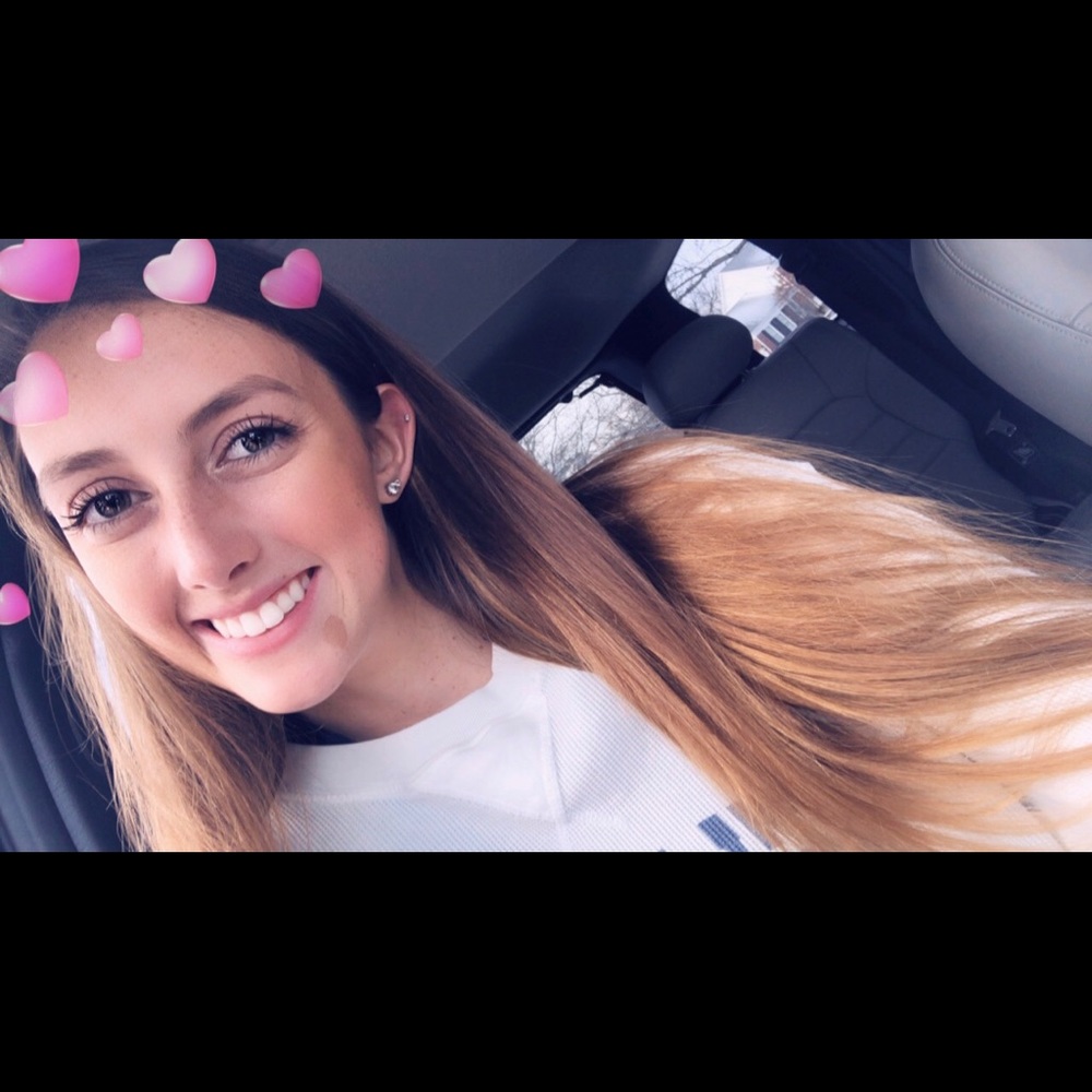 Meet your Posher, Rebecca